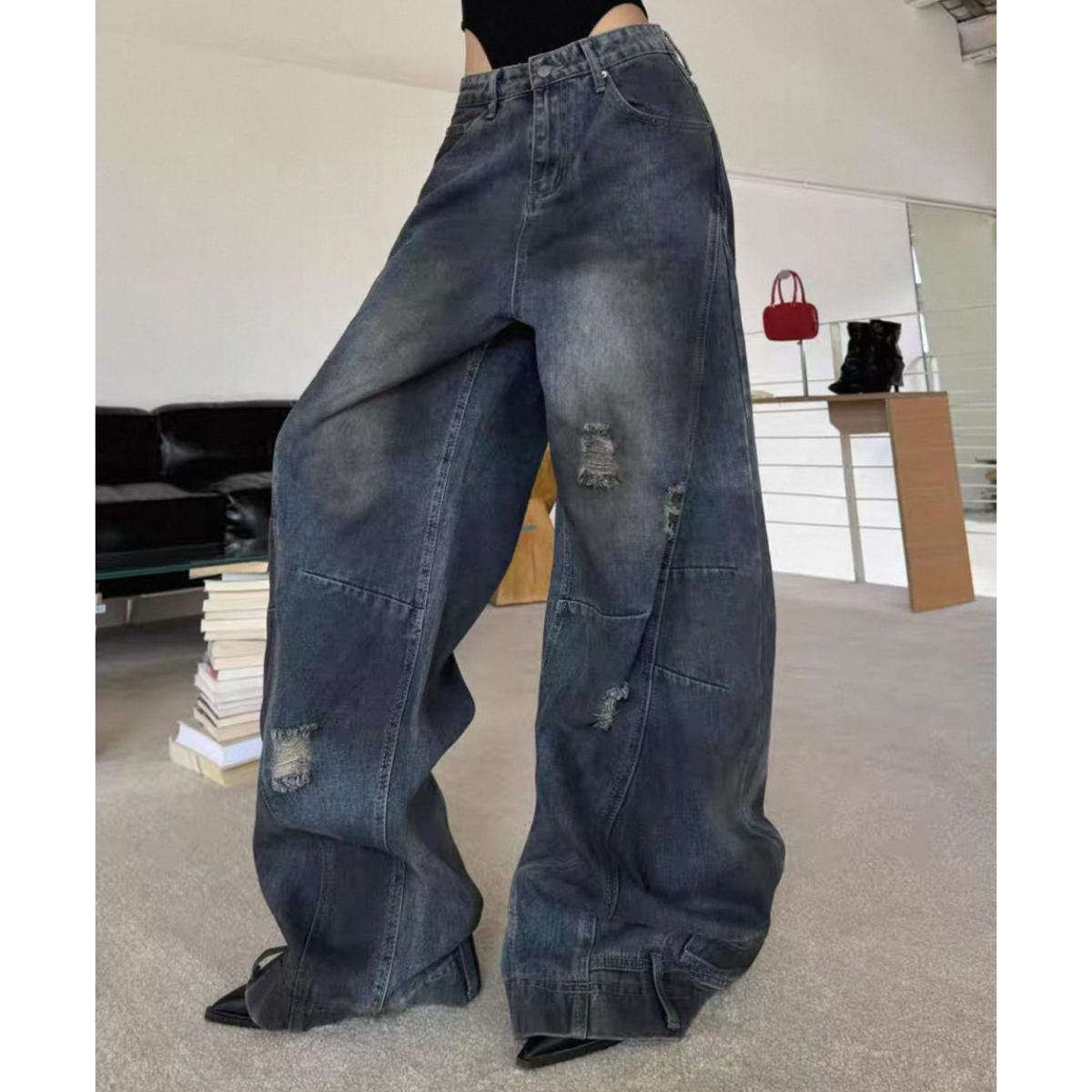 Oversized Distressed Jeans